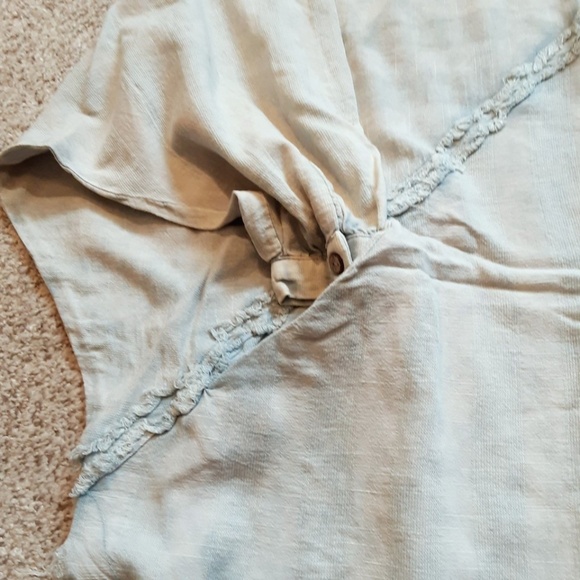 NWT Oli & Hali Oversized Boho Top Dolman Sleeve Acid Wash Denim Blue Raw Hem - Picture 13 of 14